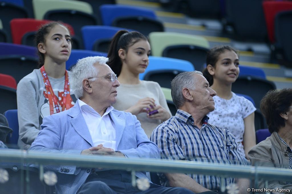 İslamiadanın idman gimnastikası yarışlarında ikinci günə start verilib (FOTO)