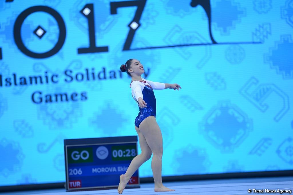 İslamiadanın idman gimnastikası yarışlarında ikinci günə start verilib (FOTO)