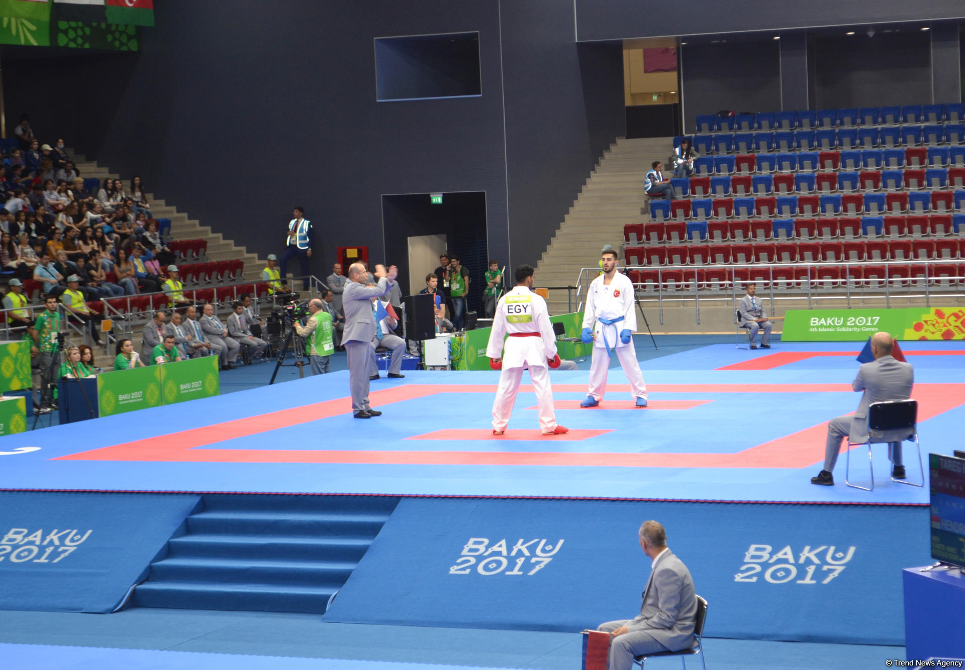 IV İslam Həmrəyliyi Oyunları çərçivəsində karate üzrə yarışlar keçirilir (FOTOREPORTAJ)