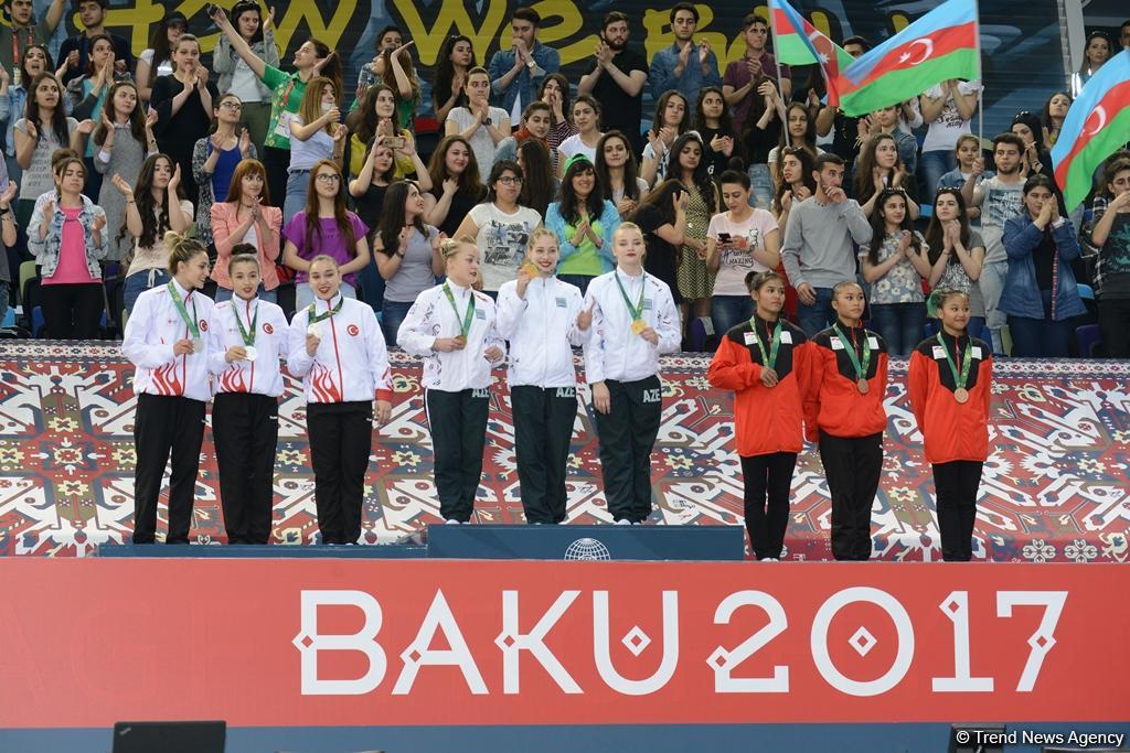Bakı-2017: İdman gimnastikası yarışlarında qalib komandalar mükafatlandırılıb (FOTO)