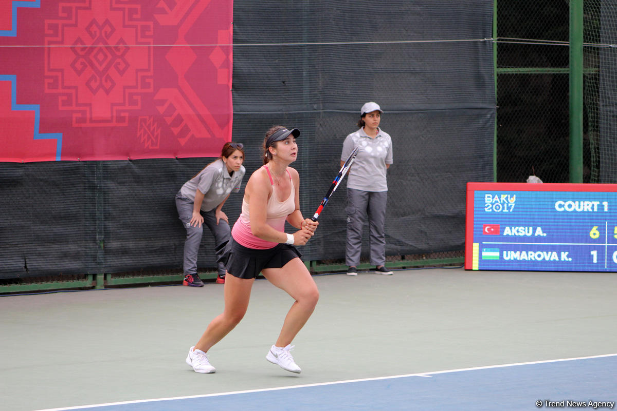 IV İslam Həmrəyliyi Oyunları çərçivəsində tennis üzrə yarışmalar keçirilir (FOTOREPORTAJ)