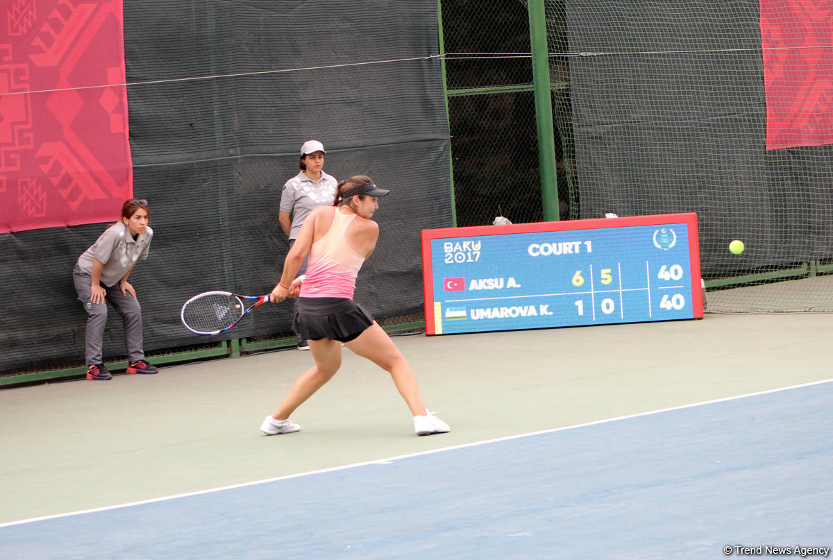 IV İslam Həmrəyliyi Oyunları çərçivəsində tennis üzrə yarışmalar keçirilir (FOTOREPORTAJ)