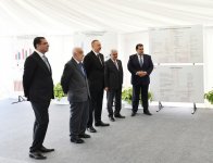 Prezident İlham Əliyev Heydər Əliyev adına yarımdalma qazma qurğusunun açılışında iştirak edib (YENİLƏNİB) (FOTO)