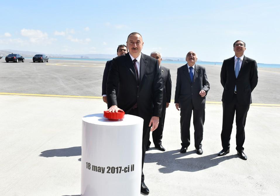 Prezident İlham Əliyev Heydər Əliyev adına yarımdalma qazma qurğusunun açılışında iştirak edib (YENİLƏNİB) (FOTO)