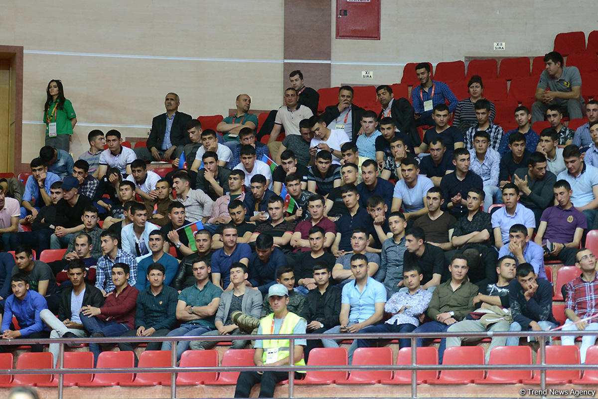 IV İslam Həmrəyliyi Oyunları çərçivəsində stolüstü tennis yarışları keçirilir (FOTOREPORTAJ)