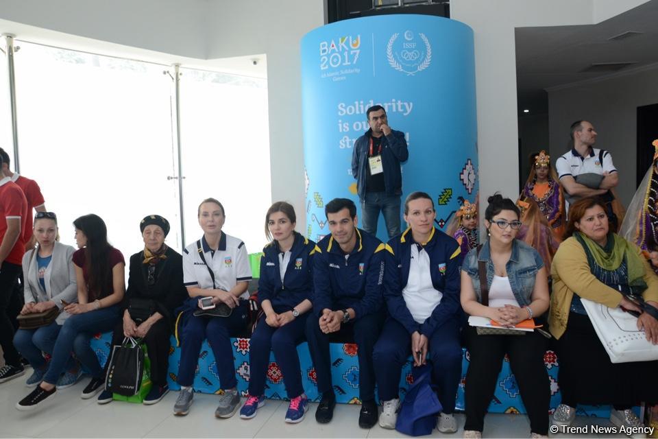 "Zəfər günləri": İslamiadada qalib gələn idmançılarımızla görüş keçirilib (FOTO)