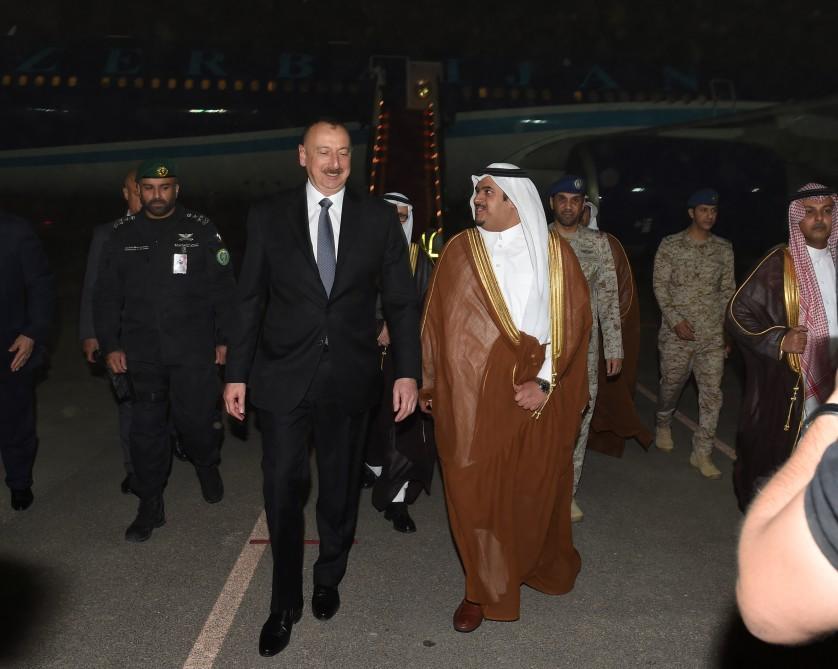 Prezident İlham Əliyev Səudiyyə Ərəbistanına səfərə gəlib (FOTO)