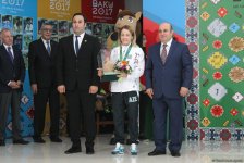 "Zəfər günləri": İslamiadada qalib gələn idmançılar mükafatlandırılıb (FOTO)