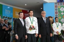 "Zəfər günləri": İslamiadada qalib gələn idmançılar mükafatlandırılıb (FOTO)