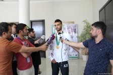 "Zəfər günləri": İslamiadada qalib gələn idmançılar mükafatlandırılıb (FOTO)