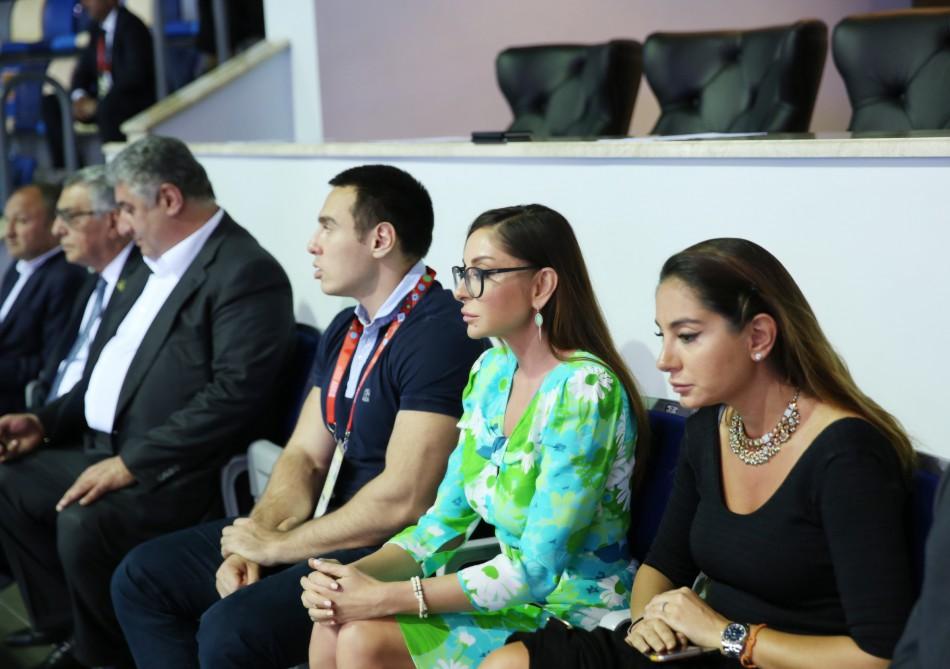 Birinci vitse-prezident Mehriban Əliyeva İslamiadada qadın güləşçilərin mükafatlandırma mərasimlərində iştirak edib (YENİLƏNİB) (FOTO, VİDEO)