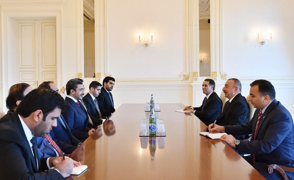 Prezident İlham Əliyev Birləşmiş Ərəb Əmirliklərinin nümayəndə heyətini qəbul edib (FOTO) (YENİLƏNİB)