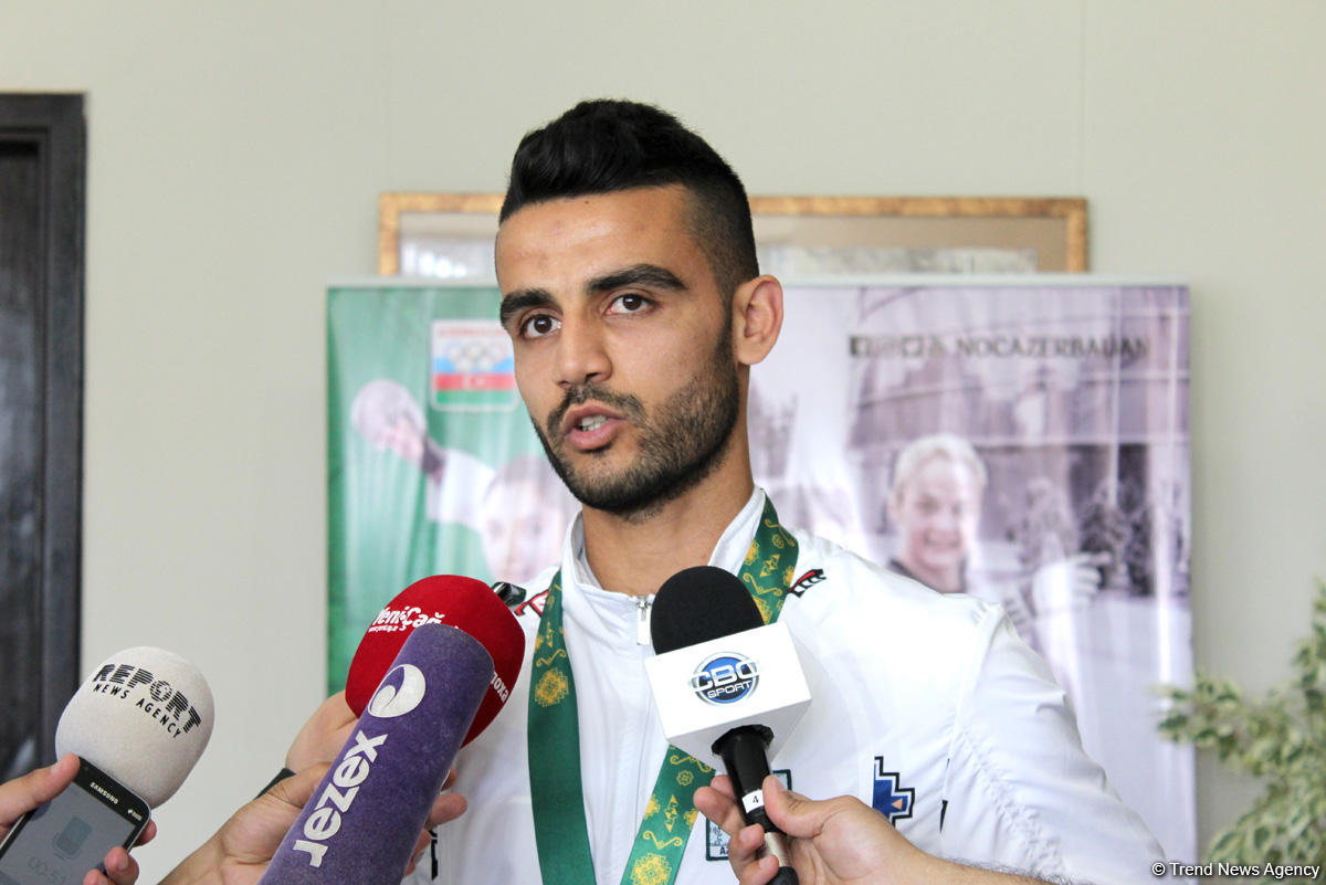 "Zəfər günləri": İslamiadada qalib gələn idmançılar mükafatlandırılıb (FOTO)