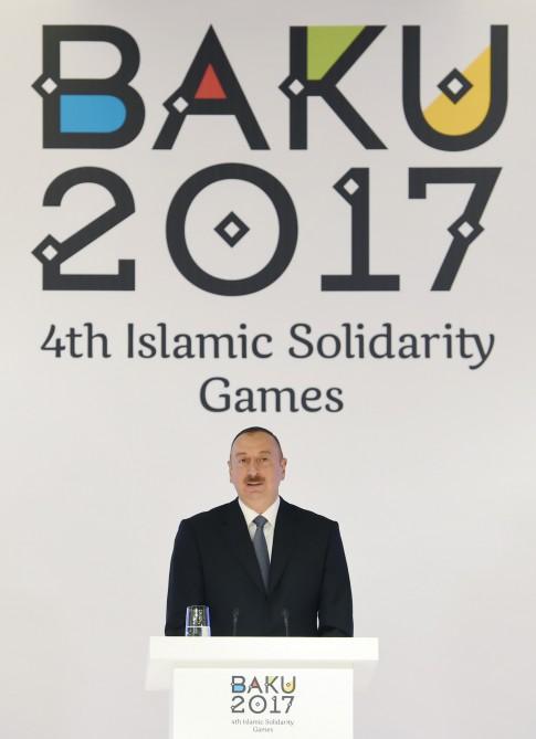 Prezident İlham Əliyev və xanımı IV İslam Həmrəyliyi Oyunlarının qalibləri, məşqçilər və idman ictimaiyyətinin nümayəndələri ilə görüşdə iştirak ediblər (YENİLƏNİB-2) (FOTO)