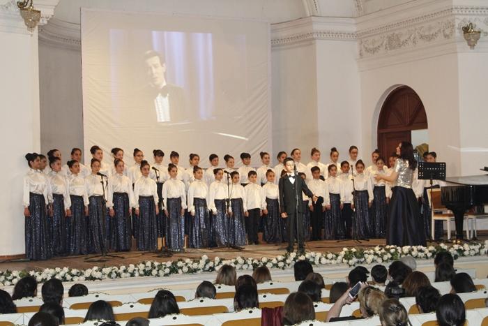 Müslüm Maqomayevin 75 illik yubileyi münasibətilə konsert keçirilib (FOTO)