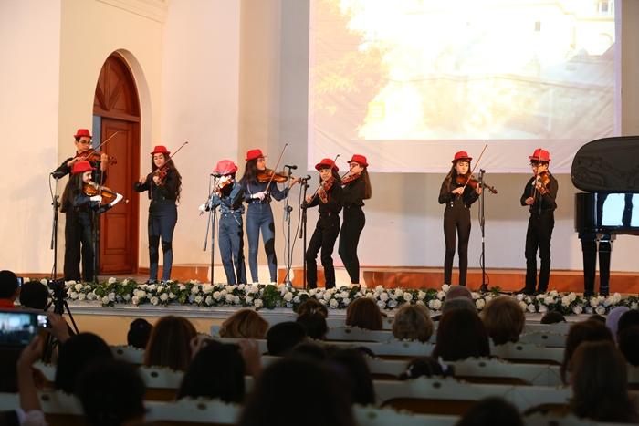 Müslüm Maqomayevin 75 illik yubileyi münasibətilə konsert keçirilib (FOTO)