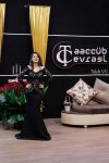 Tanınmış aparıcıya sürpriz: 101 qızılgül… (FOTO)