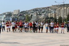28 May - Respublika Günü münasibətilə yürüş keçirilib (FOTO)