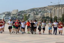 28 May - Respublika Günü münasibətilə yürüş keçirilib (FOTO)