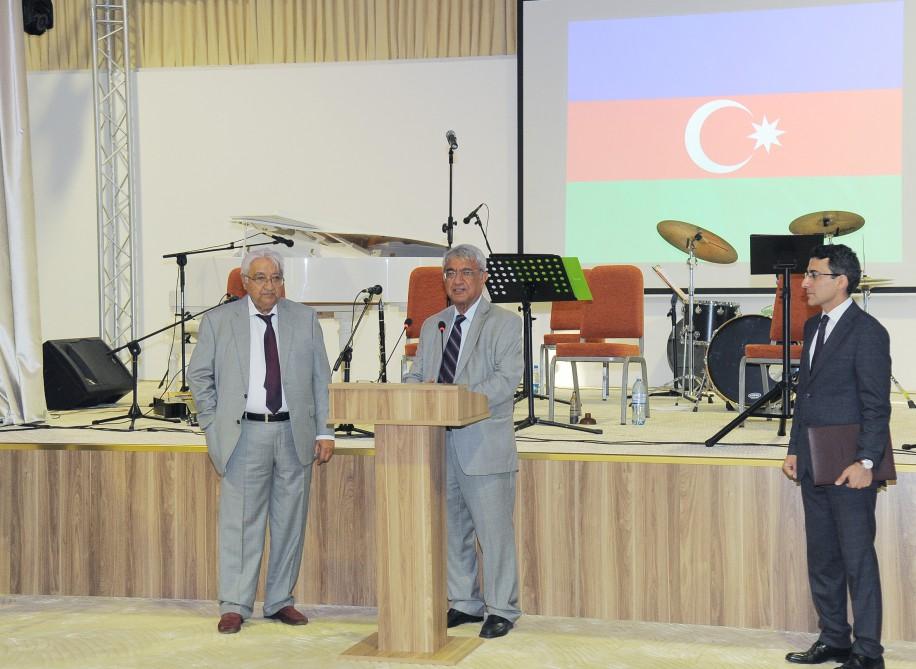 Birinci vitse-prezident Mehriban Əliyeva Milli Aviasiya Akademiyası və ADA Universitetinin Respublika Günü münasibətilə birgə tədbirində iştirak edib (FOTO) (YENİLƏNİB)