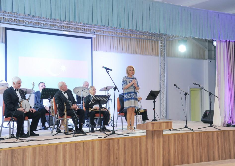 Birinci vitse-prezident Mehriban Əliyeva Milli Aviasiya Akademiyası və ADA Universitetinin Respublika Günü münasibətilə birgə tədbirində iştirak edib (FOTO) (YENİLƏNİB)