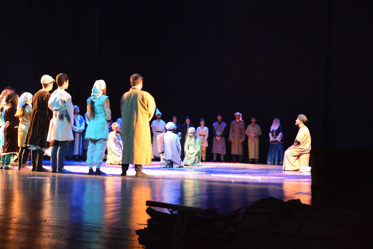 Azərbaycan Dövlət Musiqili Teatrın səhnəsində "Eşqə yolçuluq" (FOTO)