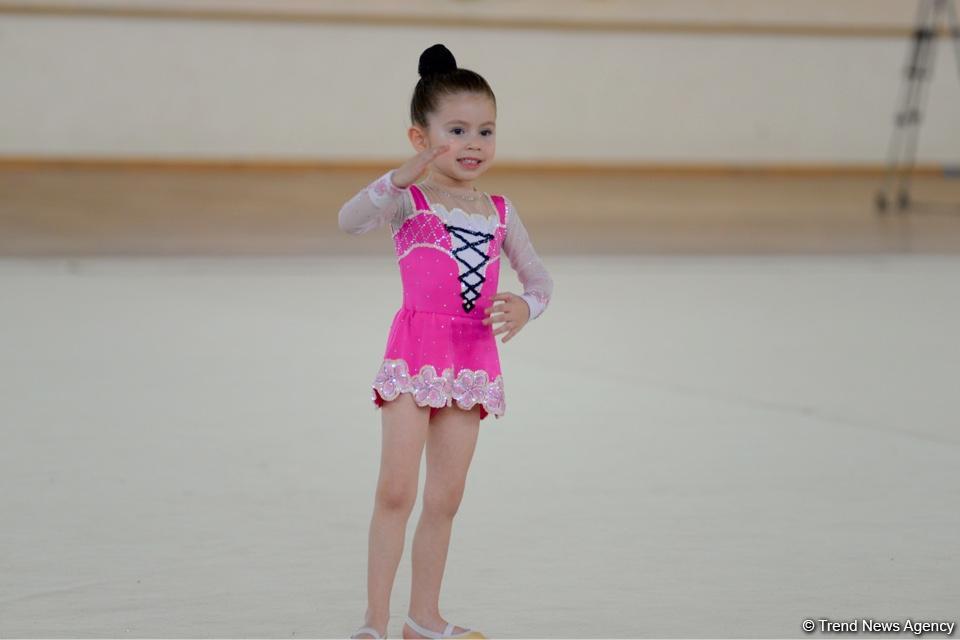 Kürdəmirdə bədii gimnastika üzrə 3-cü Kubok yarışı keçirilir (FOTO)