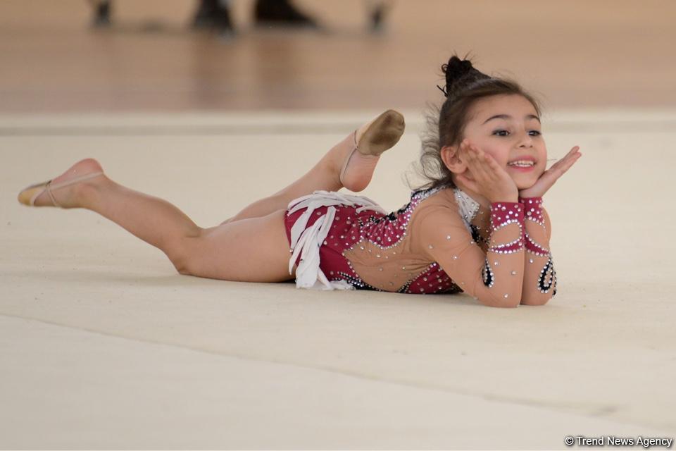 Kürdəmirdə bədii gimnastika üzrə 3-cü Kubok yarışı keçirilir (FOTO)