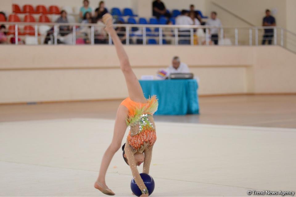 Kürdəmirdə bədii gimnastika üzrə 3-cü Kubok yarışı keçirilir (FOTO)