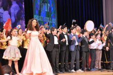 Heydər Əliyev Sarayında möhtəşəm bayram konserti (FOTO)
