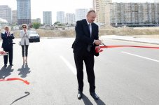 Prezident İlham Əliyev və xanımı Yasamal rayonunda yeni tikilən yolların açılışında iştirak ediblər (YENİLƏNİB) (FOTO)