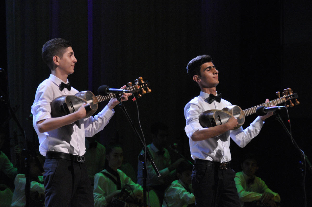 Heydər Əliyev Sarayında möhtəşəm bayram konserti (FOTO)