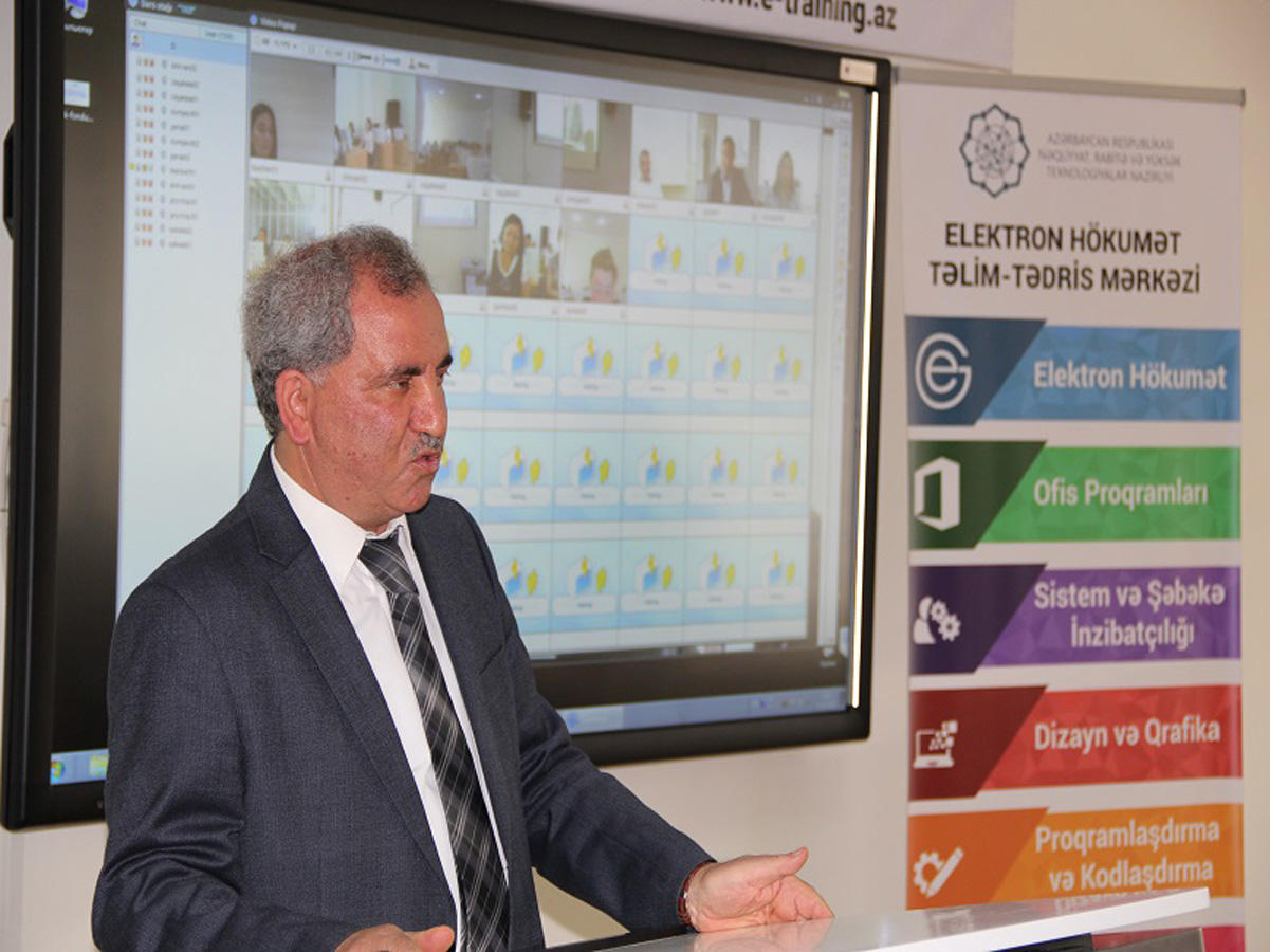 Bilik Fondu bölgə abituriyentləri üçün videokonfrans keçirib (FOTO)