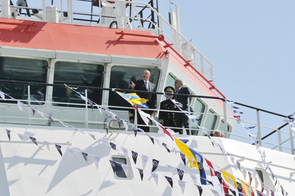 Prezident İlham Əliyev "Cəbrayıl" və "Qubadlı" gəmilərinin istismara verilməsi mərasimində iştirak edib (FOTO) (YENİLƏNİB)