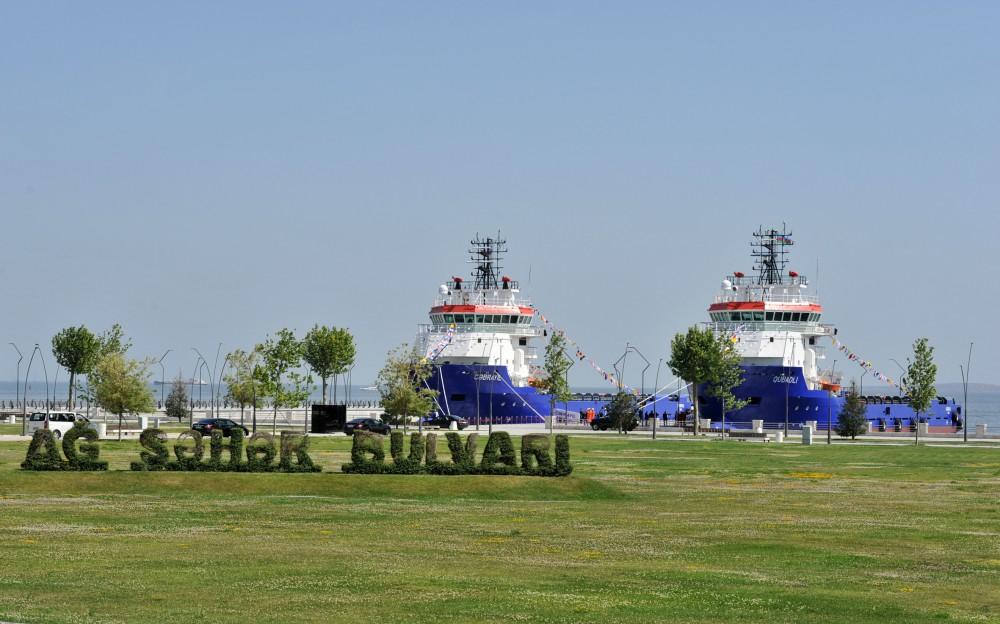 Prezident İlham Əliyev "Cəbrayıl" və "Qubadlı" gəmilərinin istismara verilməsi mərasimində iştirak edib (FOTO) (YENİLƏNİB)