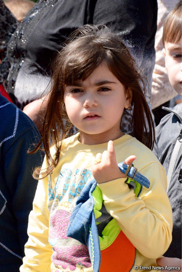 Bakı bulvarında keçirilən aksiyadan FOTOLAR