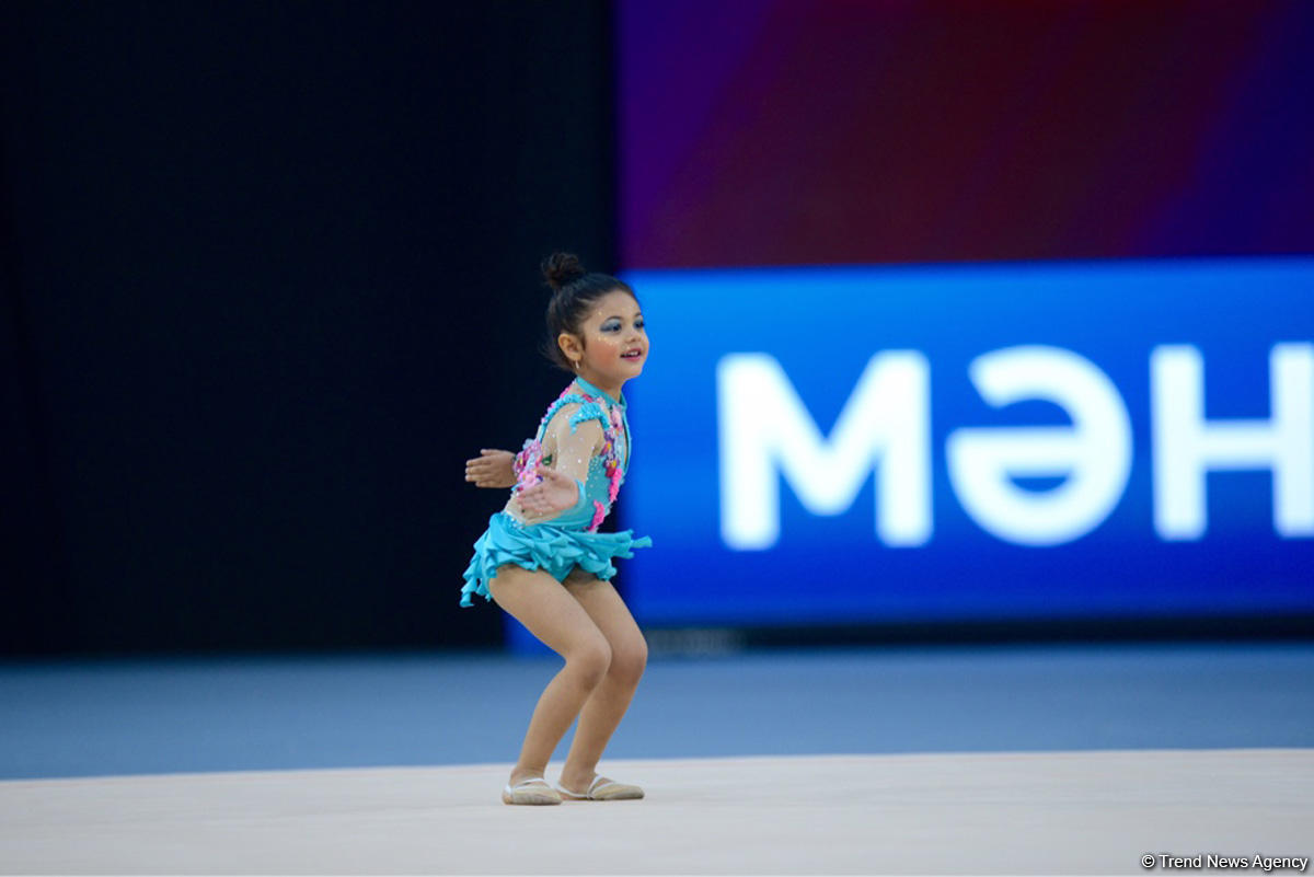 Uşaqların Beynəlxalq Müdafiəsi Gününə həsr olunmuş bədii gimnastika yarışına start verilib (FOTO)