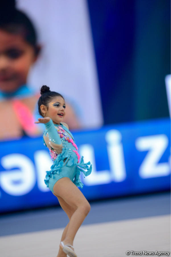 Uşaqların Beynəlxalq Müdafiəsi Gününə həsr olunmuş bədii gimnastika yarışına start verilib (FOTO)