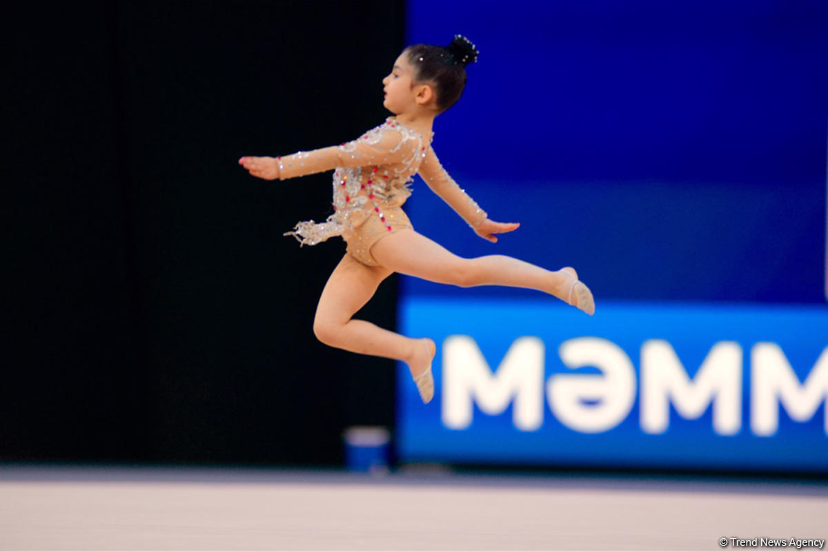 Uşaqların Beynəlxalq Müdafiəsi Gününə həsr olunmuş bədii gimnastika yarışına start verilib (FOTO)