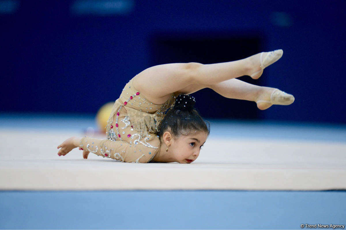 Uşaqların Beynəlxalq Müdafiəsi Gününə həsr olunmuş bədii gimnastika yarışına start verilib (FOTO)