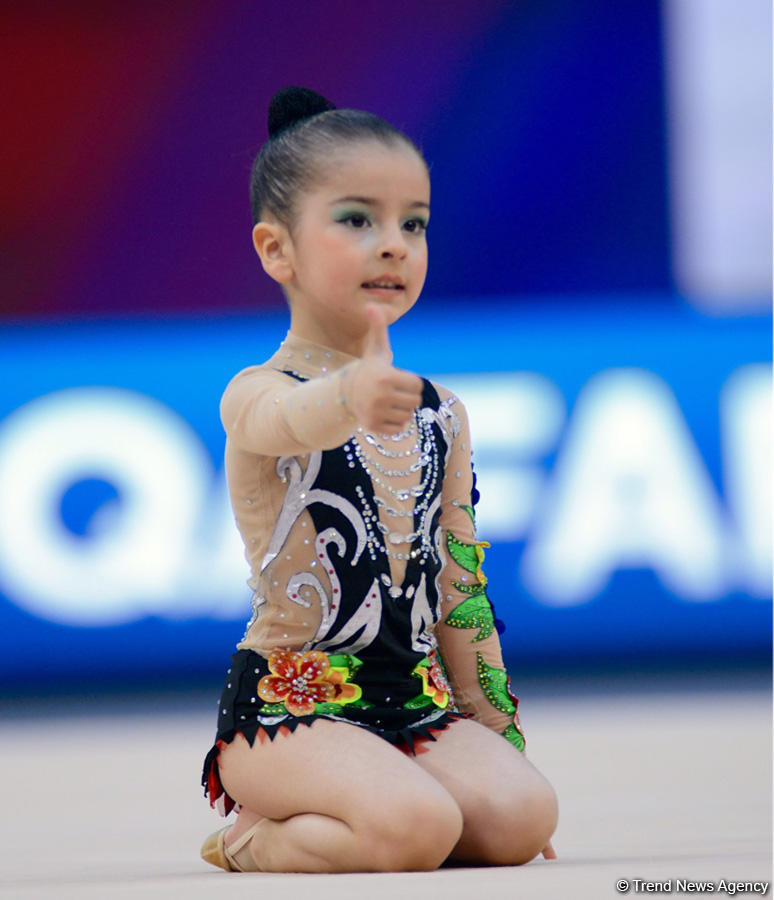 Uşaqların Beynəlxalq Müdafiəsi Gününə həsr olunmuş bədii gimnastika yarışına start verilib (FOTO)