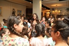Heydər Əliyev Fondunun vitse-prezidenti Leyla Əliyeva 2 saylı uşaq evinin sakinləri ilə görüşüb (FOTO)