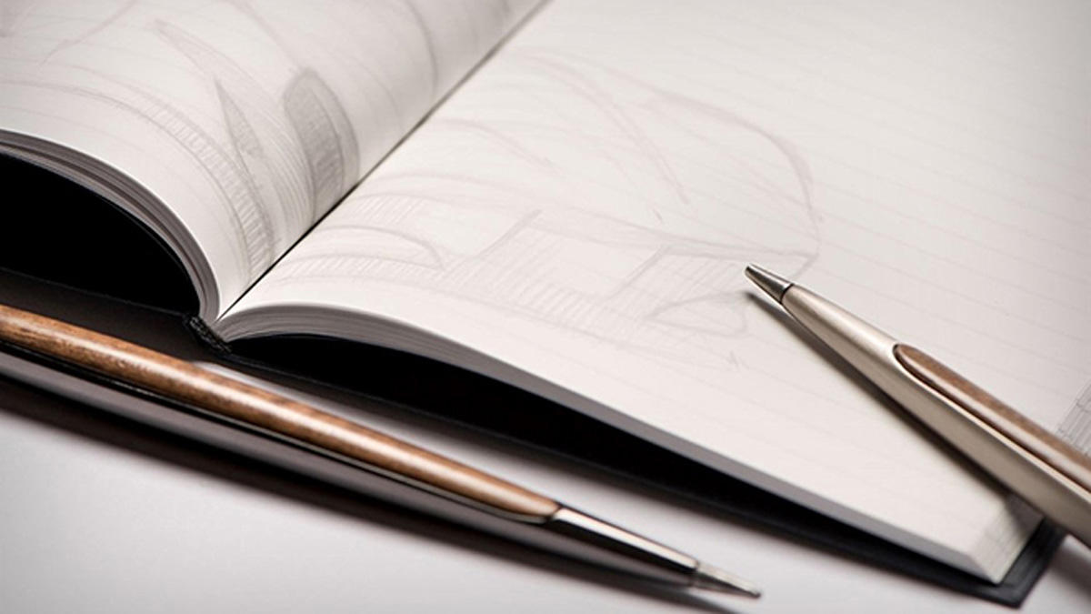 Mürəkkəbi bitməyən qələm istehsal edilib (FOTO/VİDEO)