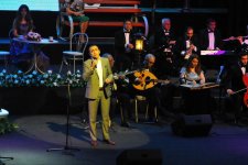 Heydər Əliyev Sarayında Emin Sabitoğlunun mahnılarından ibarət konsert keçirilib (FOTO)