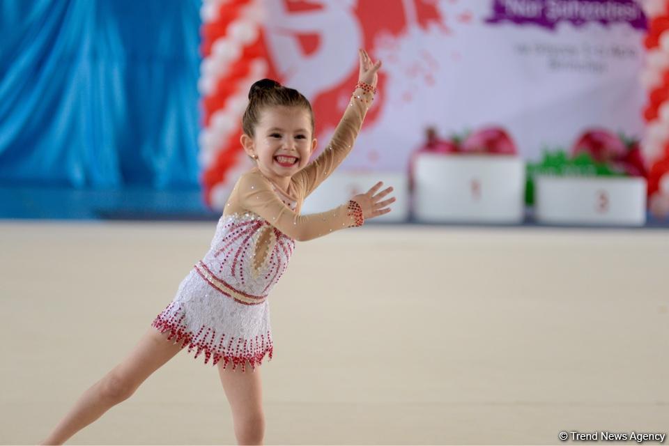 Bədii gimnastika üzrə "Nar şahzadəsi" və Göyçay Açıq birinciliyinə start verilib (FOTO)