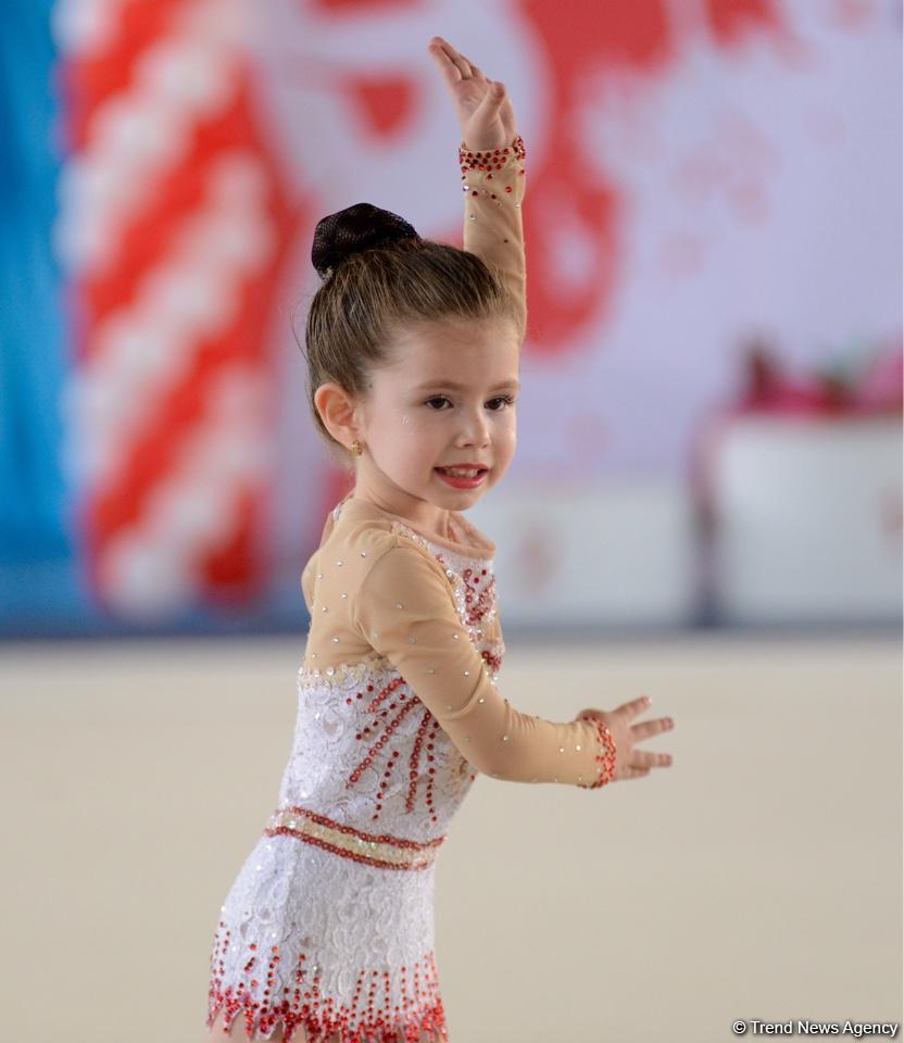Bədii gimnastika üzrə "Nar şahzadəsi" və Göyçay Açıq birinciliyinə start verilib (FOTO)