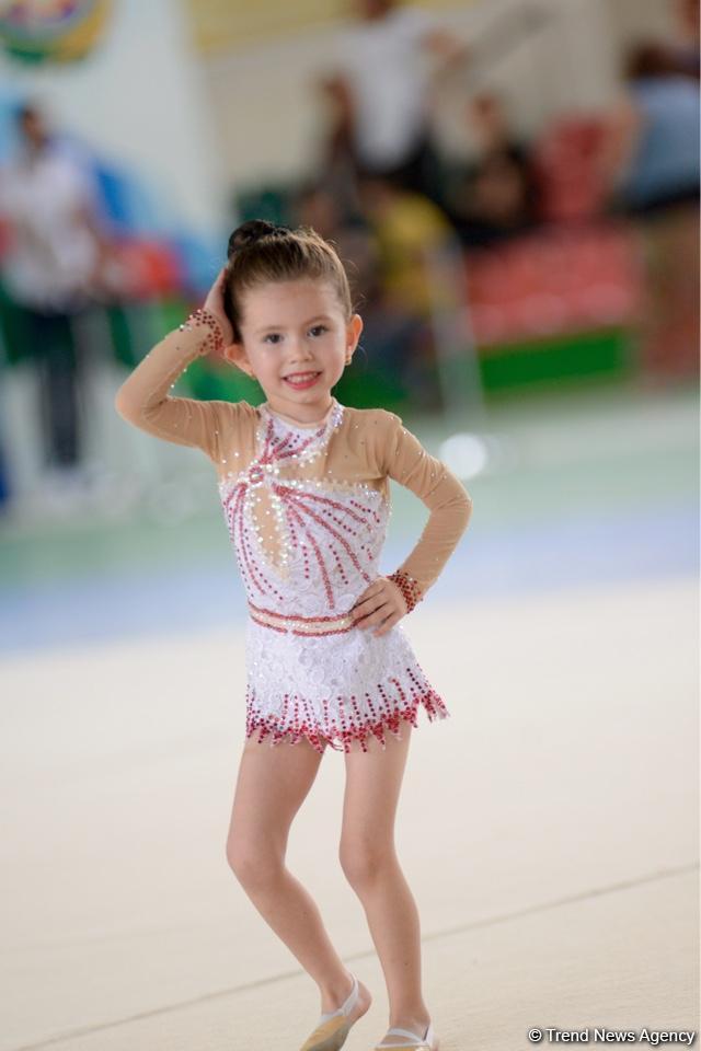 Bədii gimnastika üzrə "Nar şahzadəsi" və Göyçay Açıq birinciliyinə start verilib (FOTO)