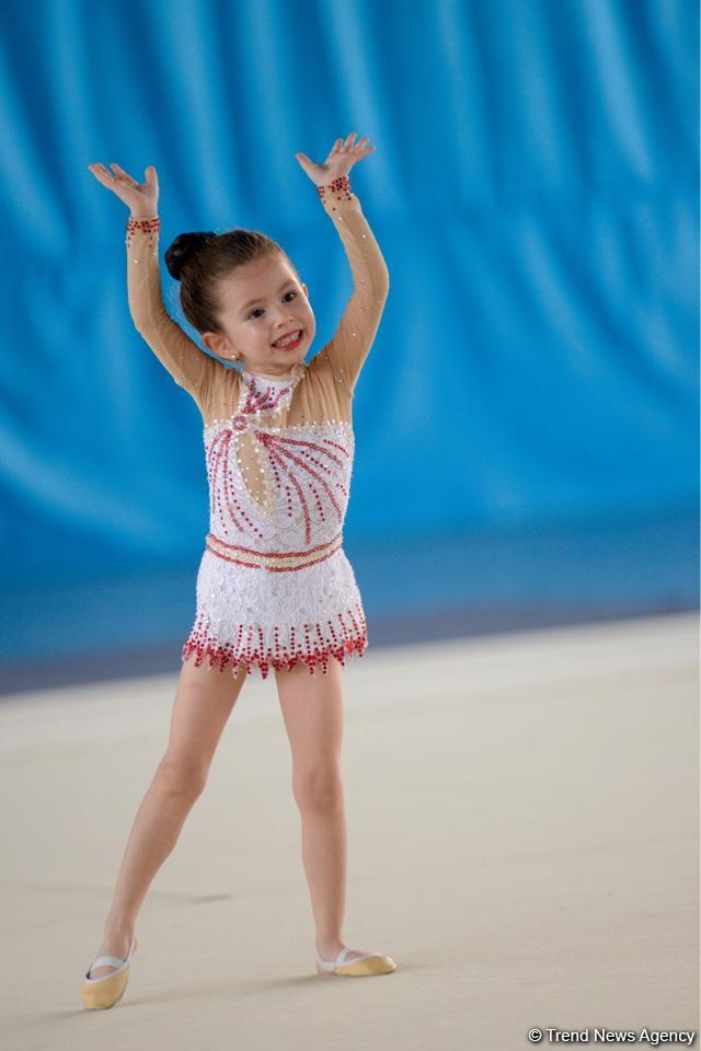 Bədii gimnastika üzrə "Nar şahzadəsi" və Göyçay Açıq birinciliyinə start verilib (FOTO)