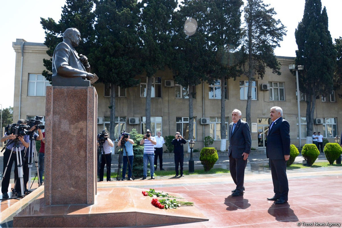 SOCAR Neft Emalı Zavodunda yeni qurğu istifadəyə verib (FOTO)