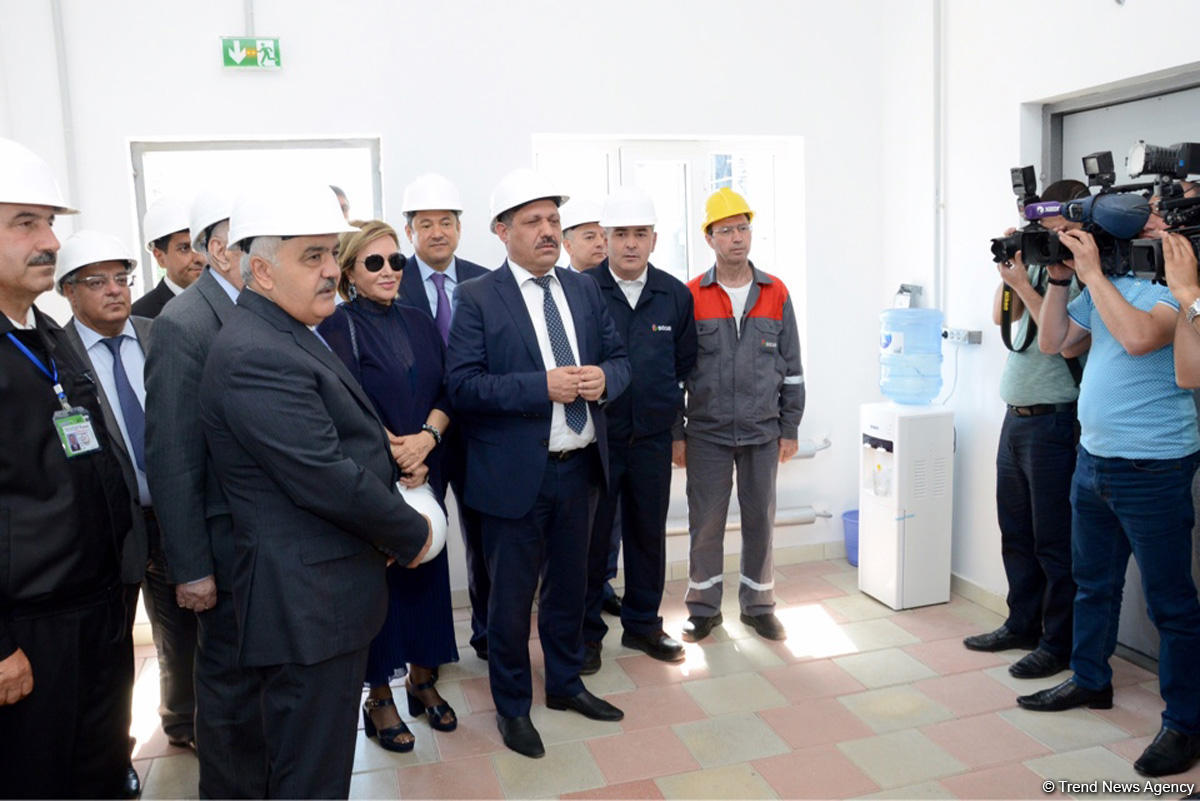 SOCAR Neft Emalı Zavodunda yeni qurğu istifadəyə verib (FOTO)